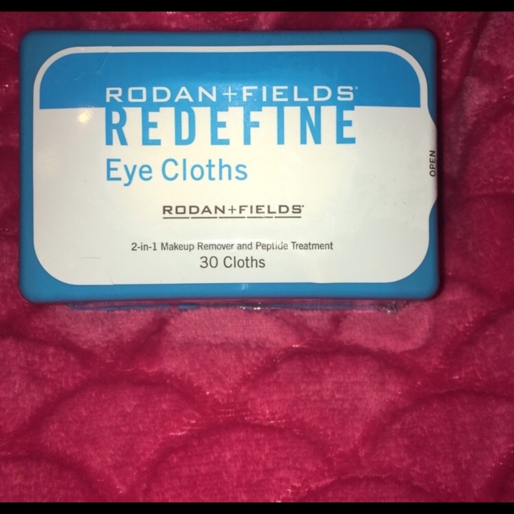 Eye clothes with peptides **Limited** NEW